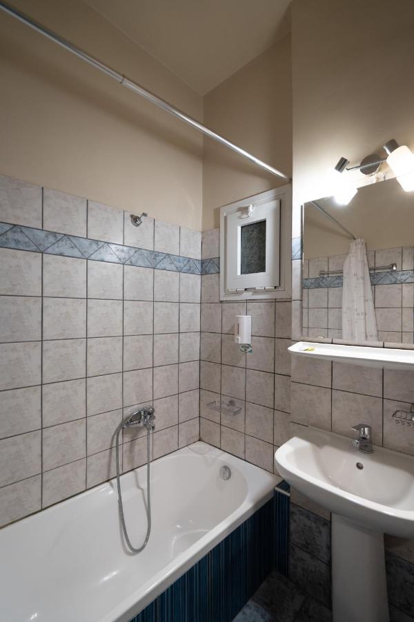 Hotel Ntinas Trikala  Ngoại thất bức ảnh